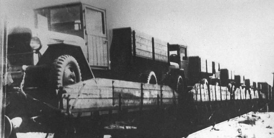 Первый выпуск 3-х тонных грузовиков